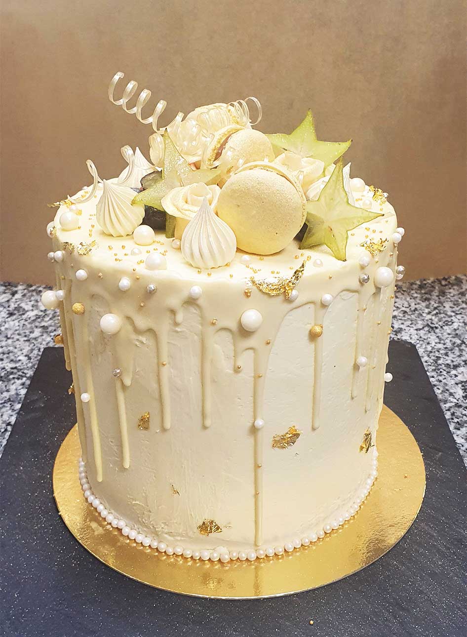 Macaronos esküvői torta